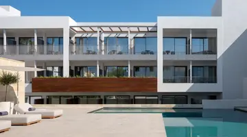 IKONES SEAFRONT LUXURY SUITES