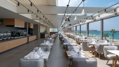 Ikones SeaFront Luxury Suites