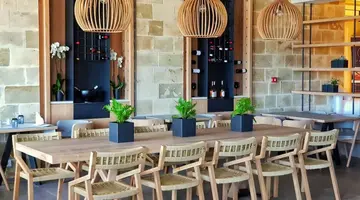 Ikones SeaFront Luxury Suites