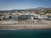 Ikones SeaFront Luxury Suites