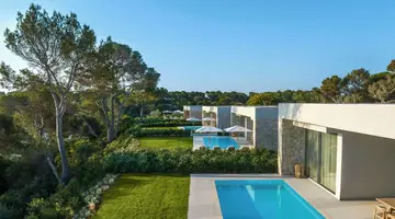 Ikos Porto Petro