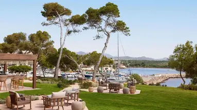 Ikos Porto Petro