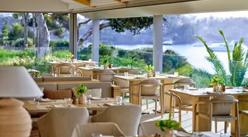 Ikos Porto Petro