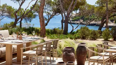 Ikos Porto Petro
