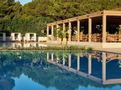 Ikos Porto Petro