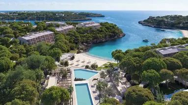 Ikos Porto Petro