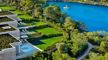 Ikos Porto Petro