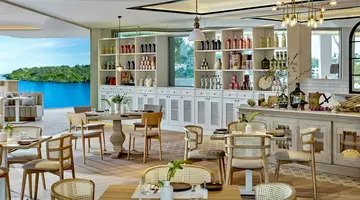 Ikos Porto Petro