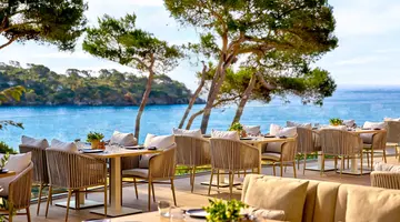 Ikos Porto Petro