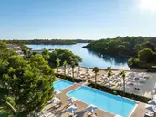 Ikos Porto Petro