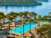 Ikos Porto Petro