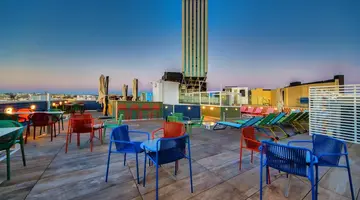 IKYK Hotel - IK Collection