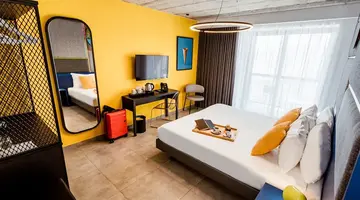IKYK Hotel - IK Collection