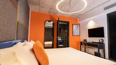 IKYK Hotel - IK Collection