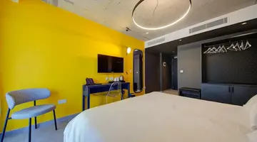 IKYK Hotel - IK Collection