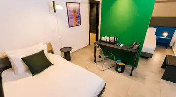 IKYK Hotel - IK Collection