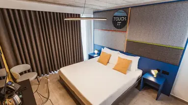 IKYK Hotel - IK Collection