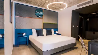 IKYK Hotel - IK Collection