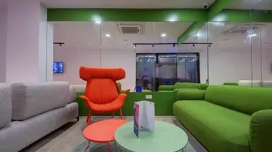 IKYK Hotel - IK Collection