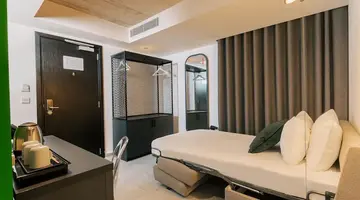 IKYK Hotel - IK Collection