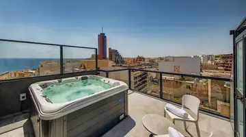 IKYK Hotel - IK Collection