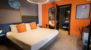 Ikyk Hotel