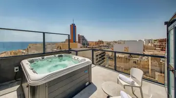 Ikyk Hotel