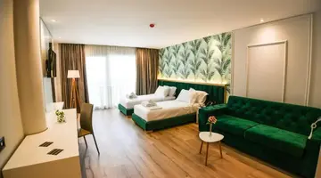 Iliad Hotel