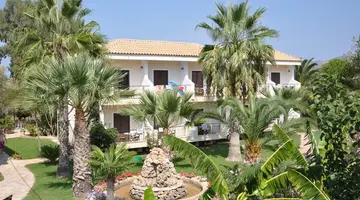 Ilios Hotel