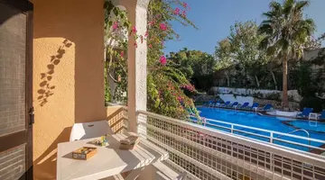 Iliostasi Beach Apartments