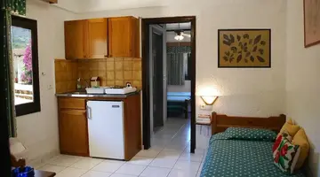Iliostasi Beach Apartments