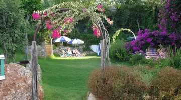 Iliostasi Beach Apartments