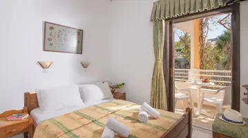 Iliostasi Beach Apartments