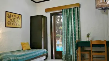 Iliostasi Beach Apartments