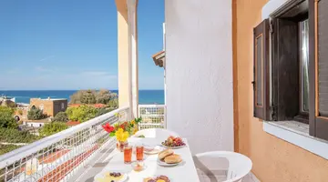 Iliostasi Beach Apartments