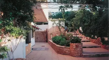 Iliostasi Beach Apartments