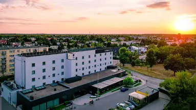 Ilonn Hotel