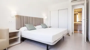 Ilunion Menorca Hotel