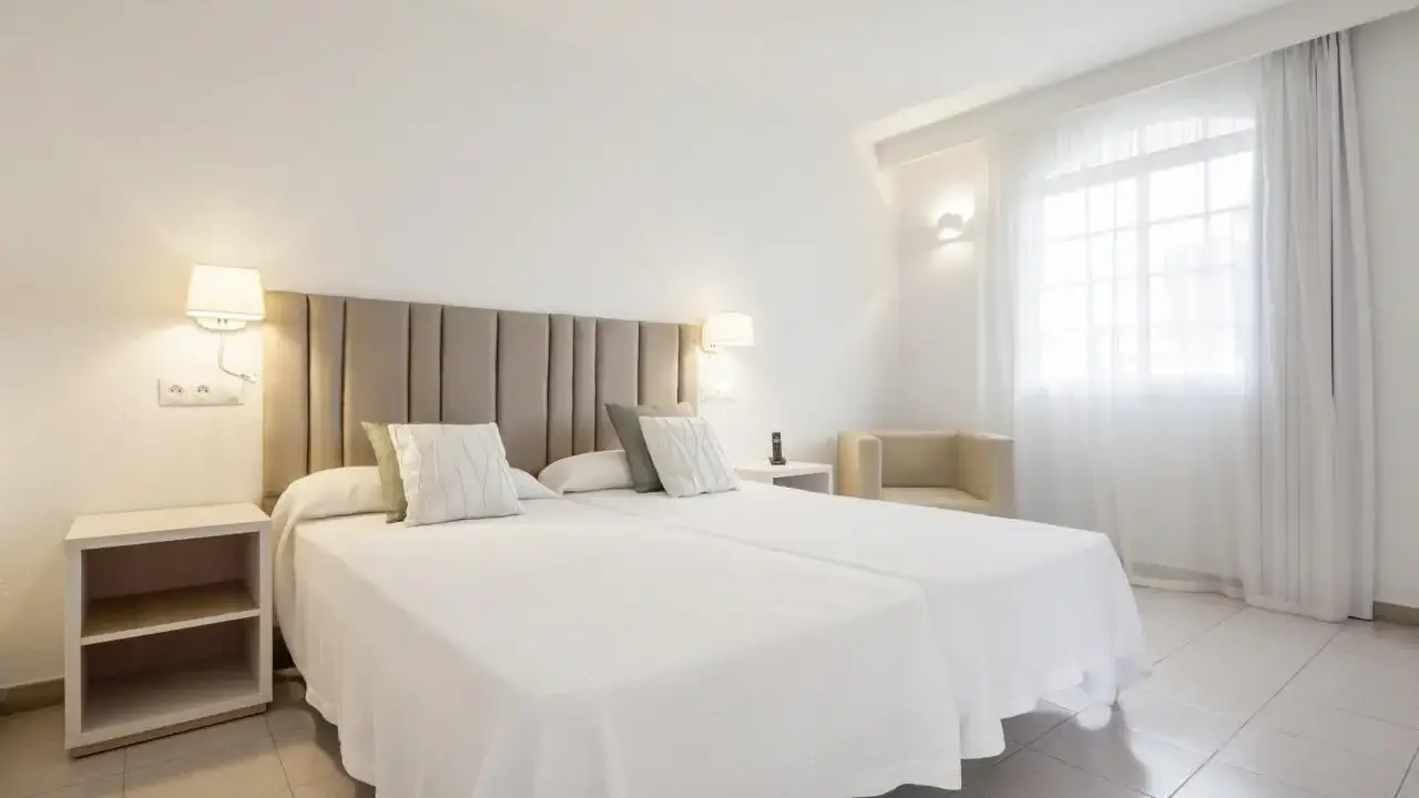 Ilunion Menorca Hotel