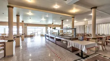 Ilyssion Hotel