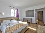 Ilyssion Hotel