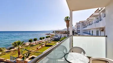 Ilyssion Hotel