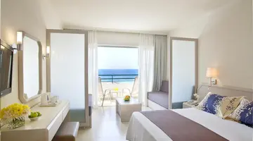 Imperial Island by Louis Hotels