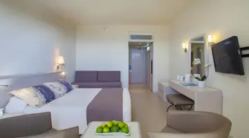 Imperial Island by Louis Hotels