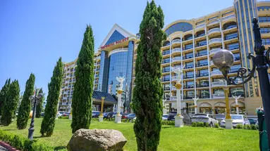 IMPERIAL PALACE (ex.VICTORIA PALACE HOTEL)