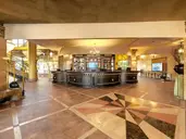 IMPERIAL PALACE (ex.VICTORIA PALACE HOTEL)