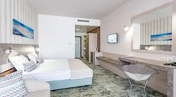 IMPERIAL RESORT