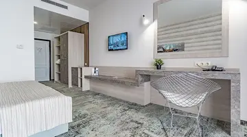IMPERIAL RESORT