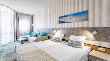 IMPERIAL RESORT
