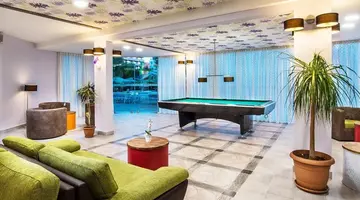 IMPERIAL RESORT